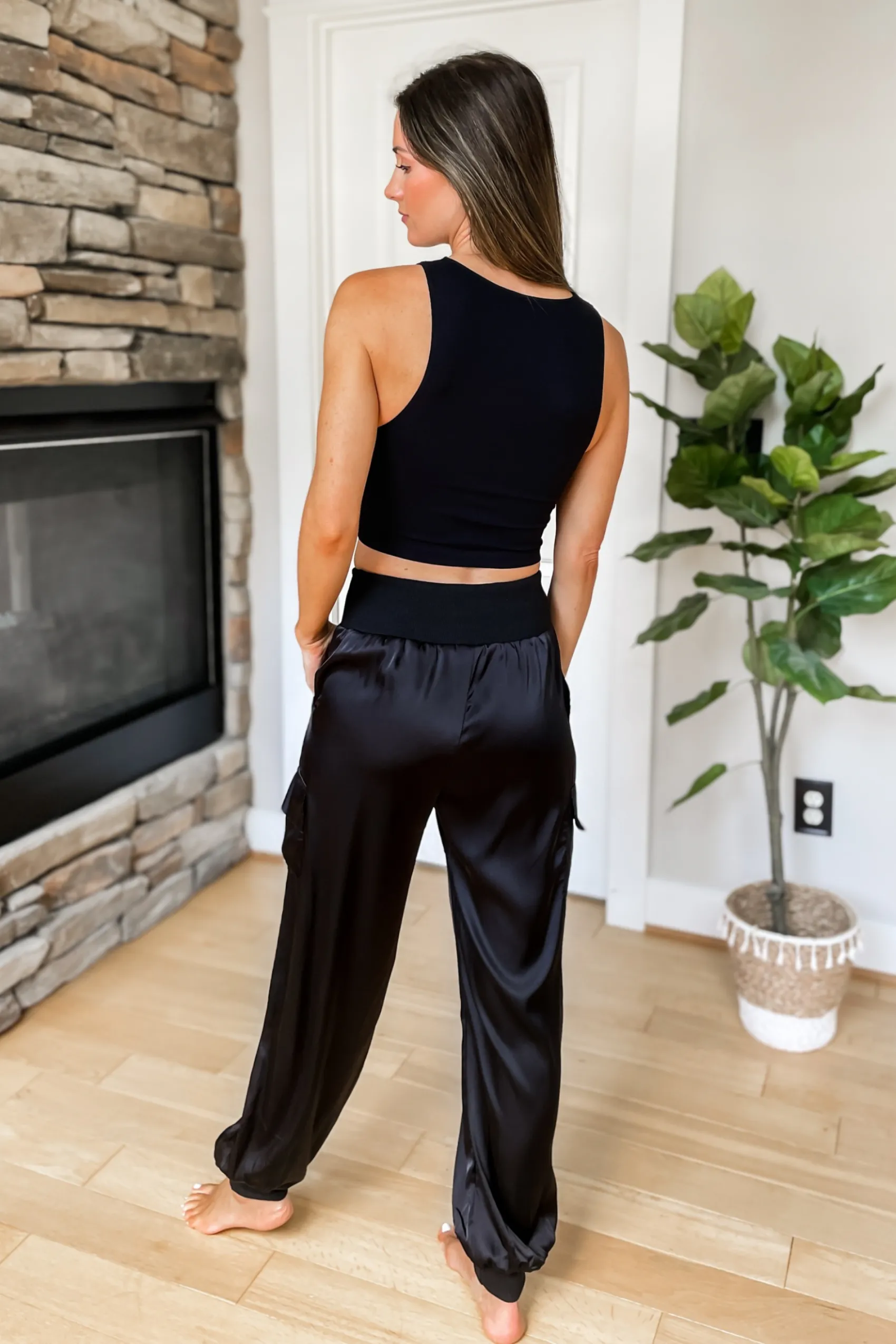 Level Up Satin Cargo Joggers - Black